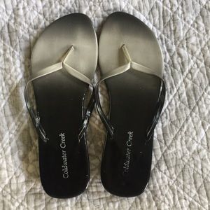 Black ombré flip flops
